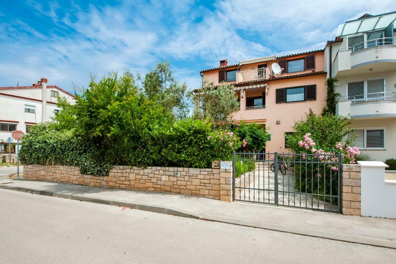 Casa Botin ロヴィニ エクステリア 写真