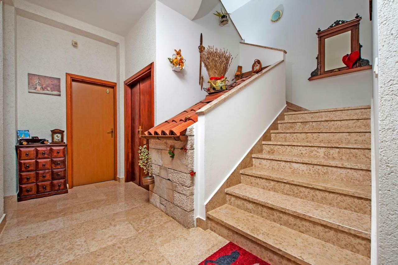 Casa Botin ロヴィニ エクステリア 写真