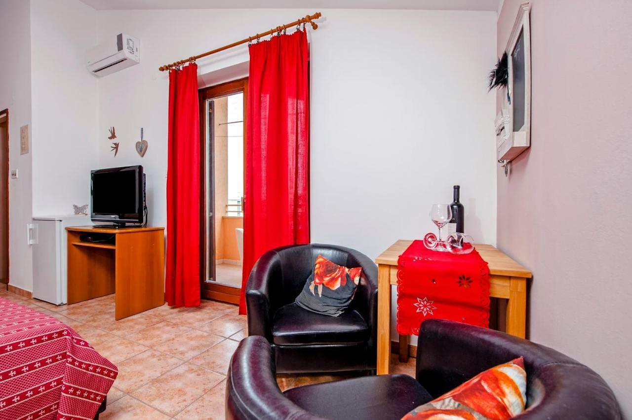Casa Botin ロヴィニ エクステリア 写真