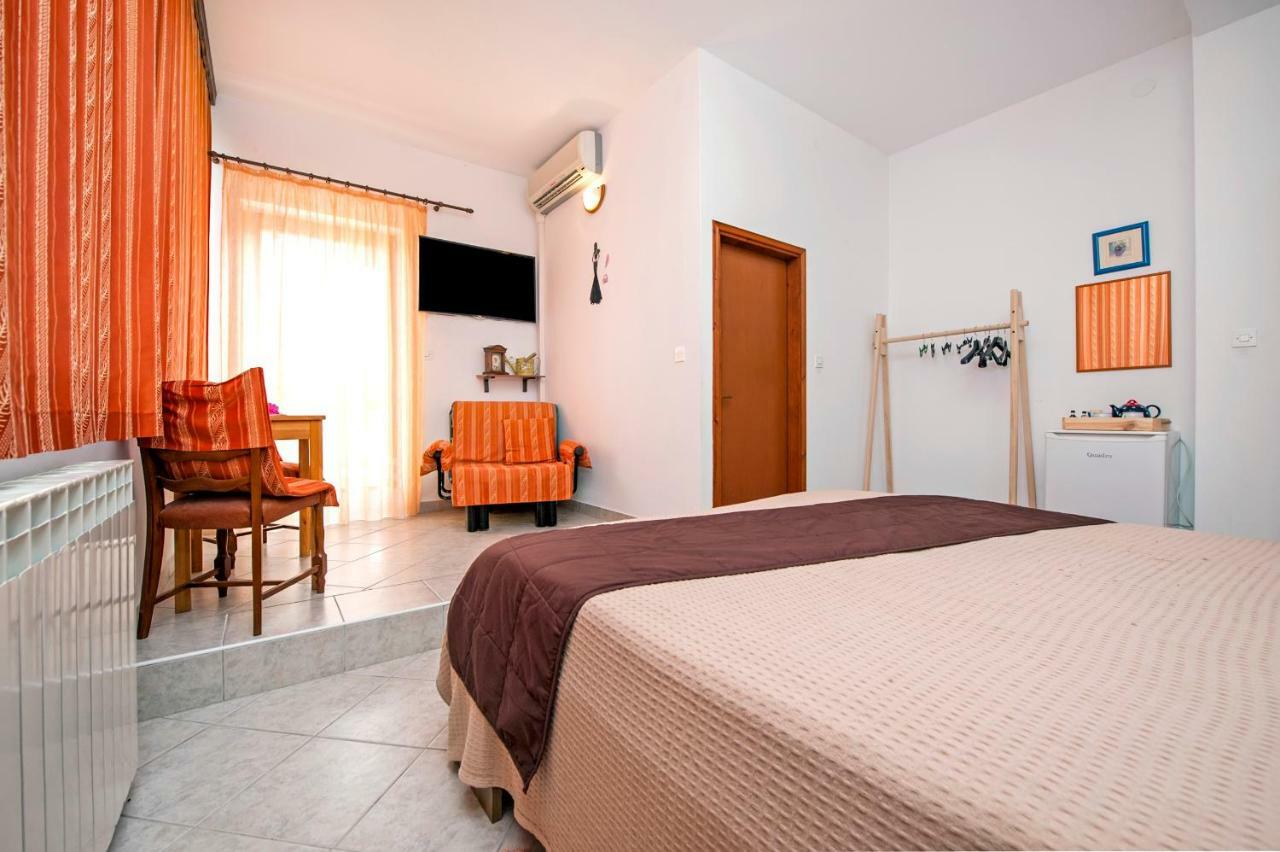Casa Botin ロヴィニ エクステリア 写真